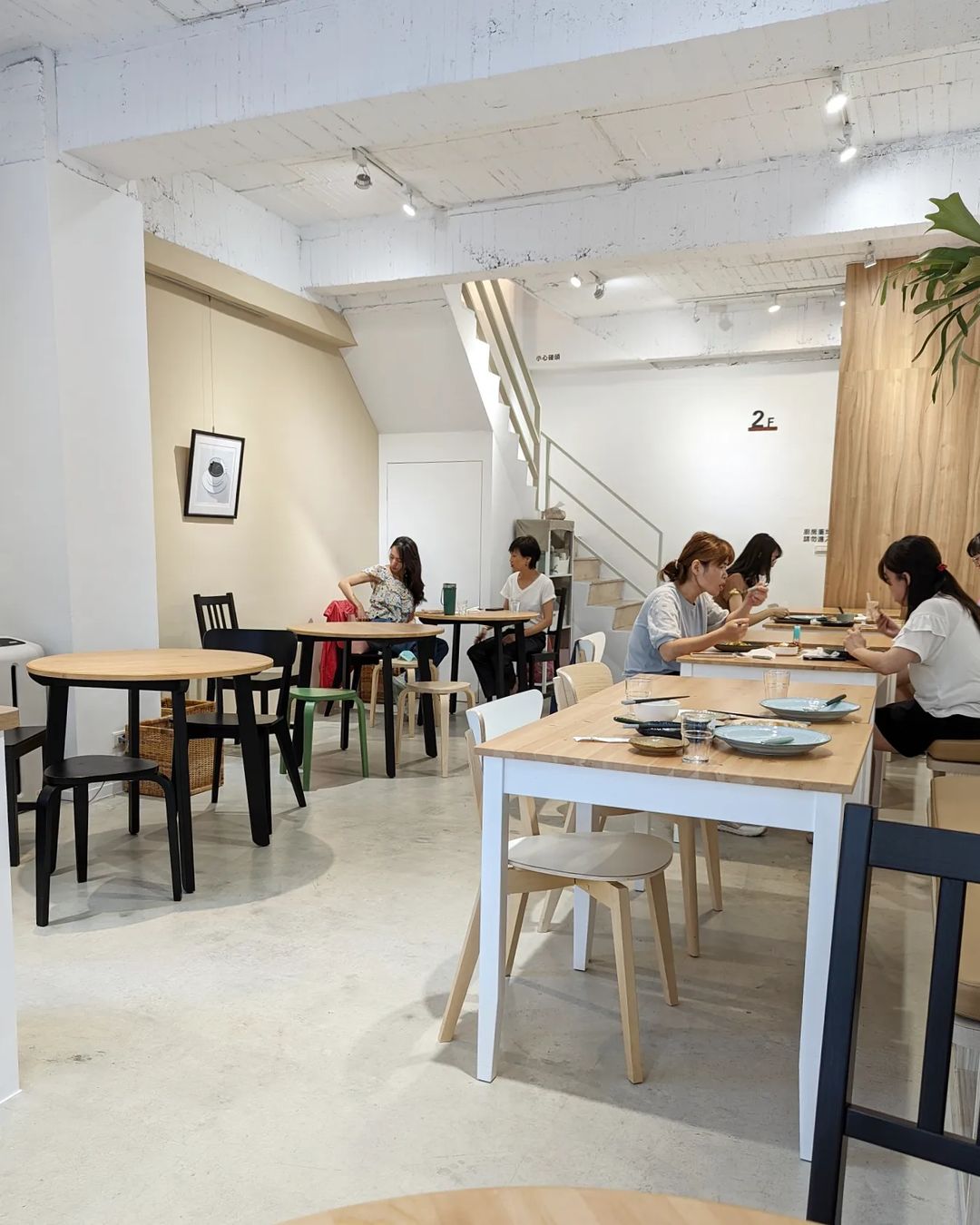 蔬菔所在-店內擺設