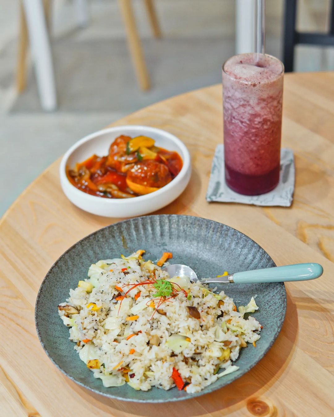 蔬菔所在-松露鮮蔬炒飯(純素)
